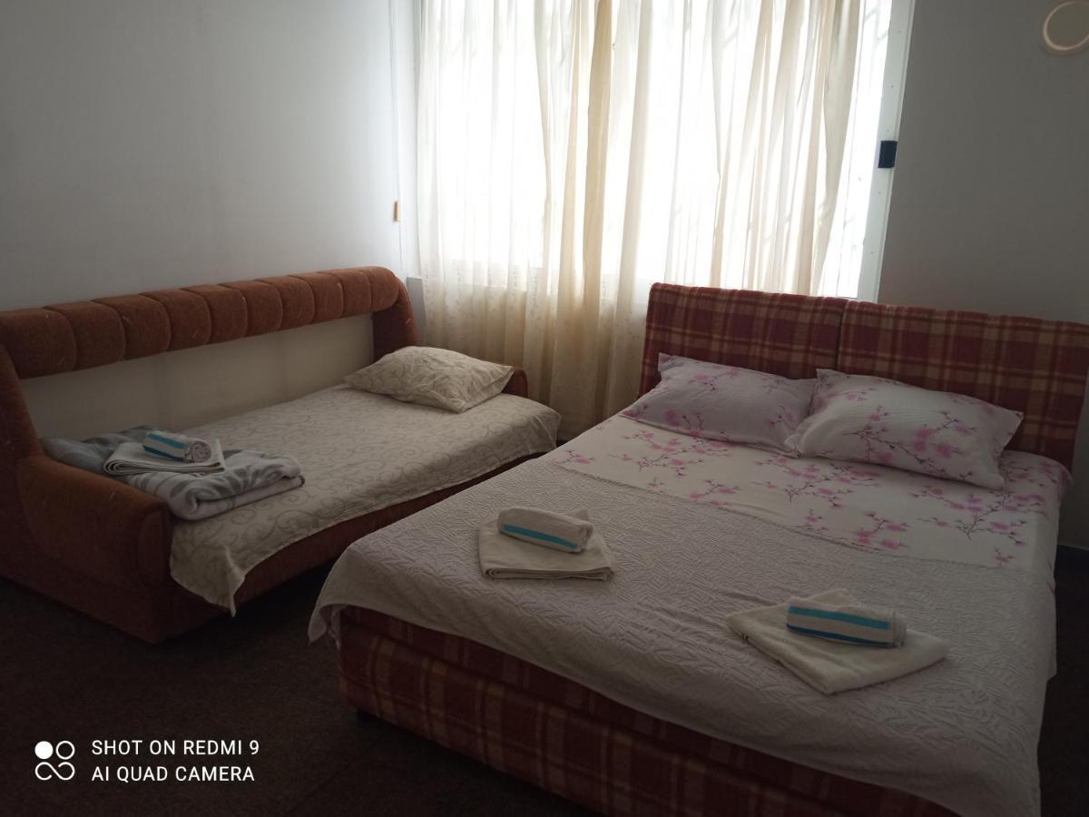 Apartman Jeca トレビニエ エクステリア 写真